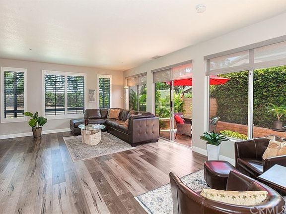 3rd image of 179 Mesa Dr Unit F