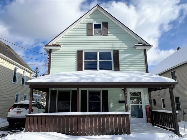 23 N Aurora St, Lancaster, NY 14086