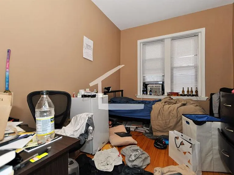 12 Glenville Ave #4 — Photo 3