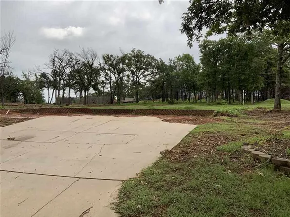 1819 S Hidden Oaks Dr, Stillwater, OK 74074