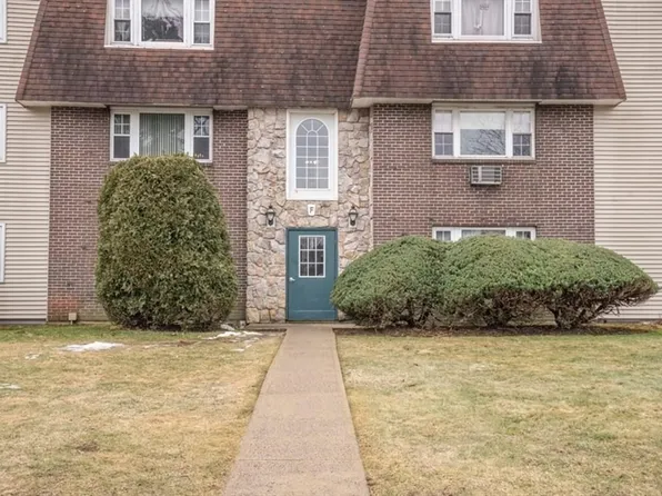 180 Main St APT F148, Bridgewater, MA 02324