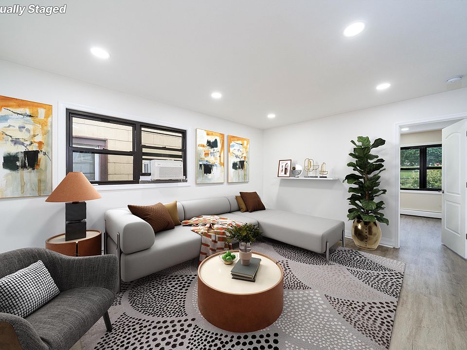 1st image of 213 Manhattan Ave #2A