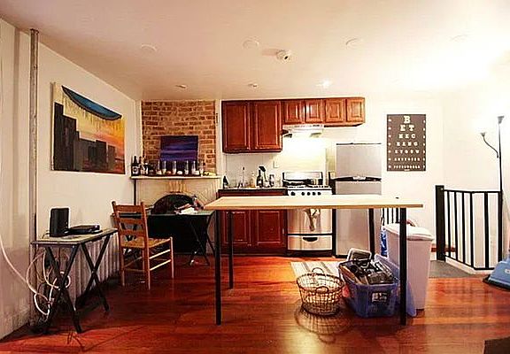 3rd image of 256 Tompkins Ave APT 1