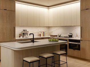249 E 62nd St #22B, New York, NY