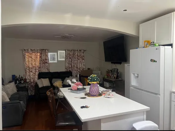 7702 4th Avenue image 3 of 4