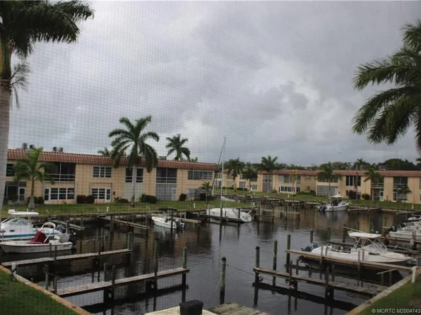 2600 S Kanner Hwy APT Q7, Stuart, FL 34994
