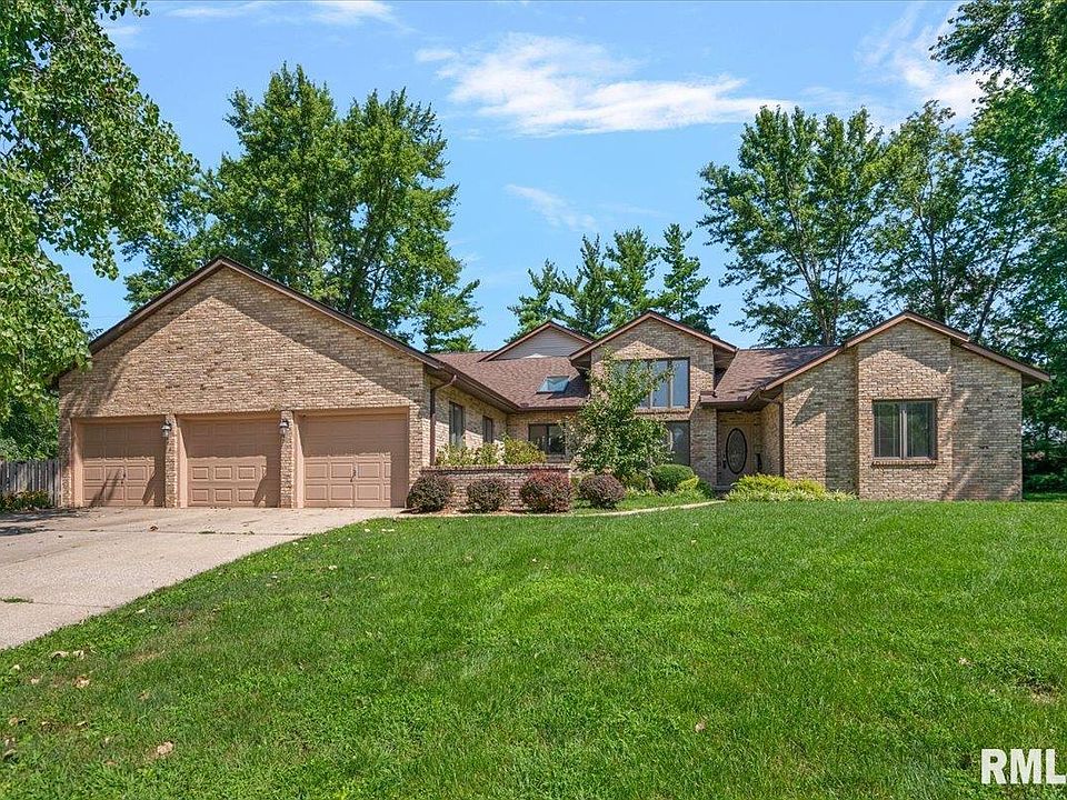 1st image of 1304 Woods Farm Ln