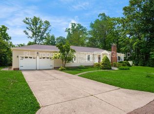 2517 Minerva Lake Rd, Columbus, OH 43231