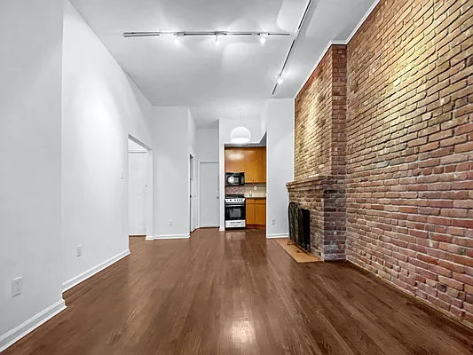 Rented by Oxford Property Group | media 15