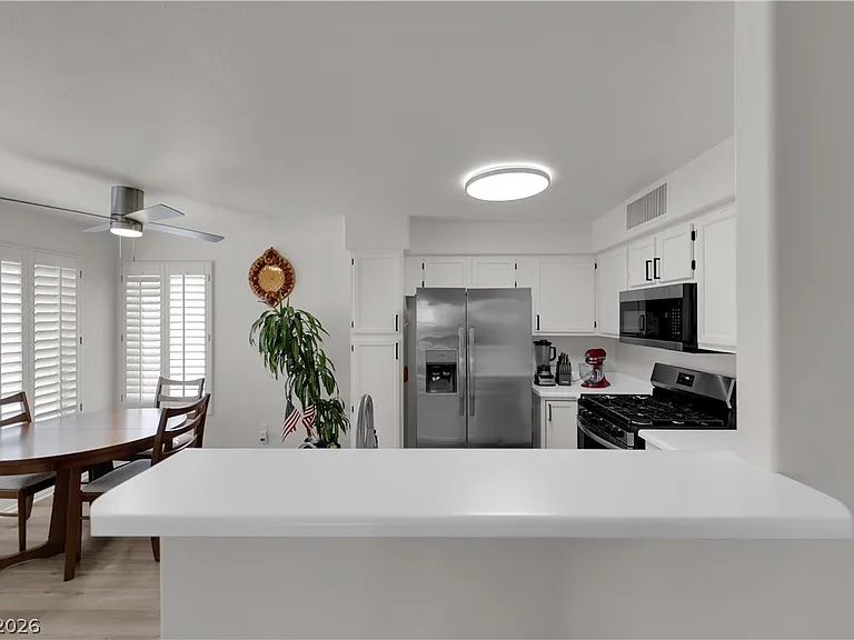 3425 E Russell Rd #156 — Photo 17