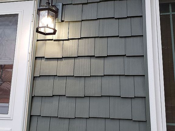 2nd image of 4936 Park Dr