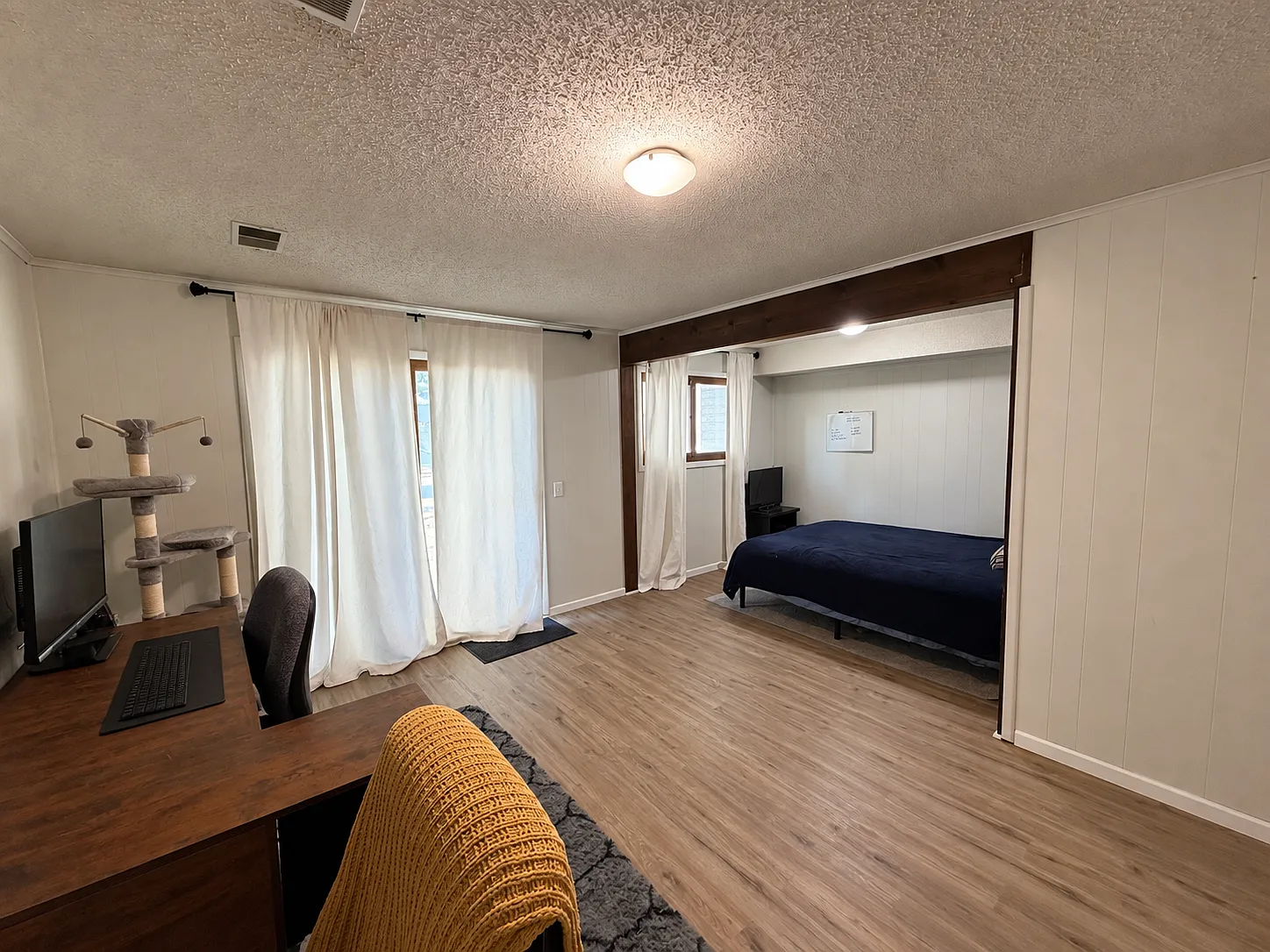 2 bed, 1222 sqft, $2,100 — Photo 3