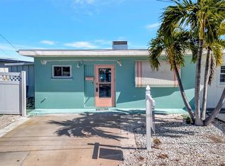 23 Seaside Ct, Holmes Beach, FL 34217