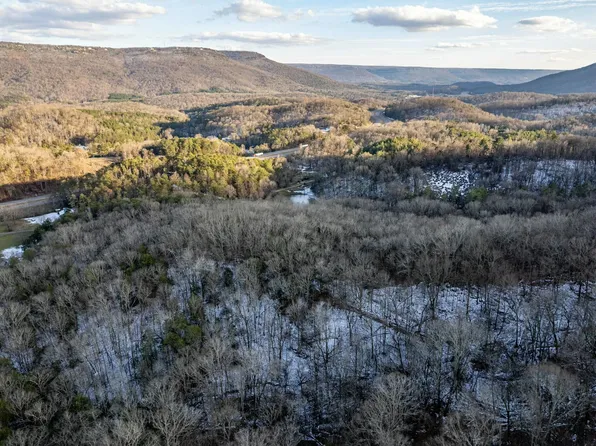 582 Byrds Chapel Dr, Rising Fawn, GA 30738