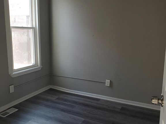 4th image of 3802 Fir St Unit 1S