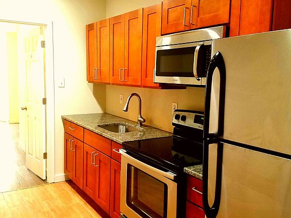 5th image of 1934 Cecil B Moore Ave #3A