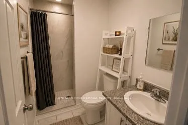 1263 King St W #1 — Photo 4