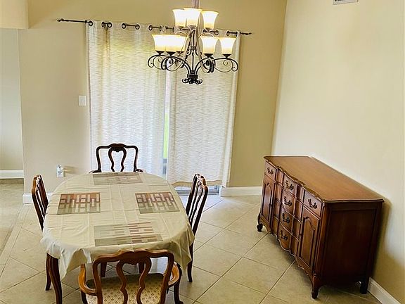 4th image of 4801 Oak Valley Dr