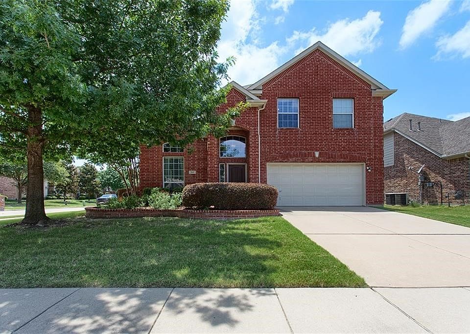 7601 Mapleridge Drive - One owner home! Pristine!