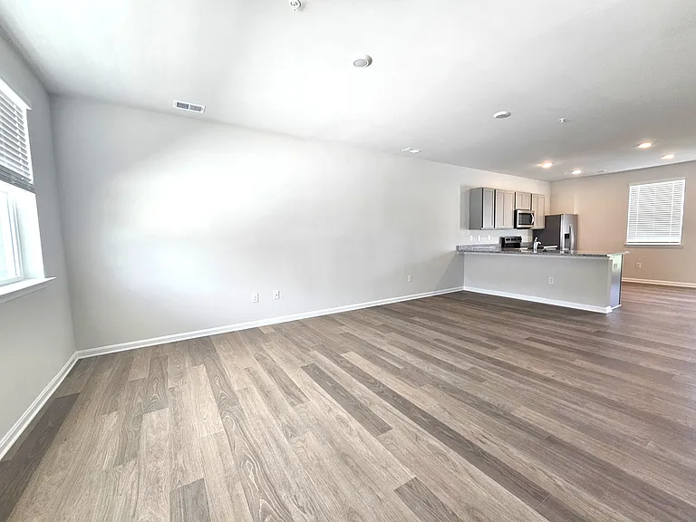 1410 Sugarplum Ln #1 — Photo 14