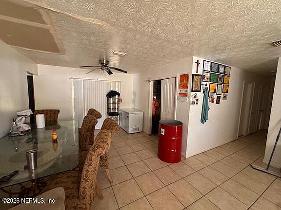 4th image of 5316 ROBERT SCOTT Drive S