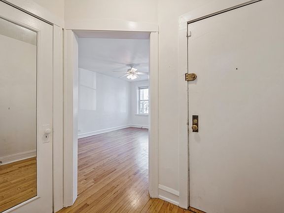 3rd image of 4001 W Nelson St #51-5A