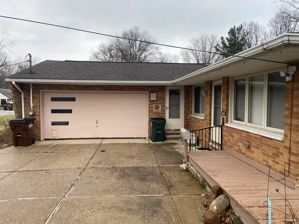 2665 Northglen Dr, Westlake, OH 44145