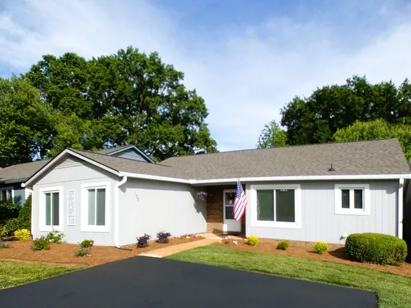 156 Fairway Dr, Bermuda Run, NC 27006