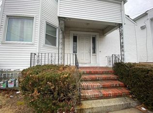 51 Mount Pleasant St APT 4, New Bedford, MA 02740