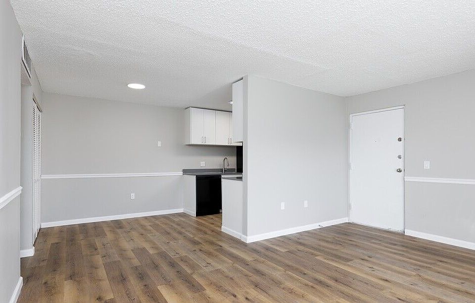 Kitchen/Living Area-Renovated (2BR,1BA 865SF)