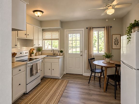 3rd image of 10660 E Holly Rd #3