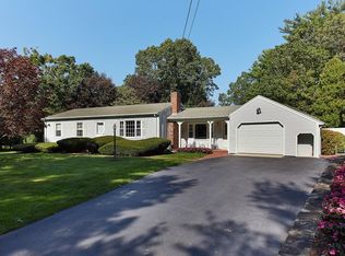 85 Barouche Dr, Marshfield, MA 02050