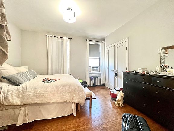 3rd image of 30-15 33rd St #3T