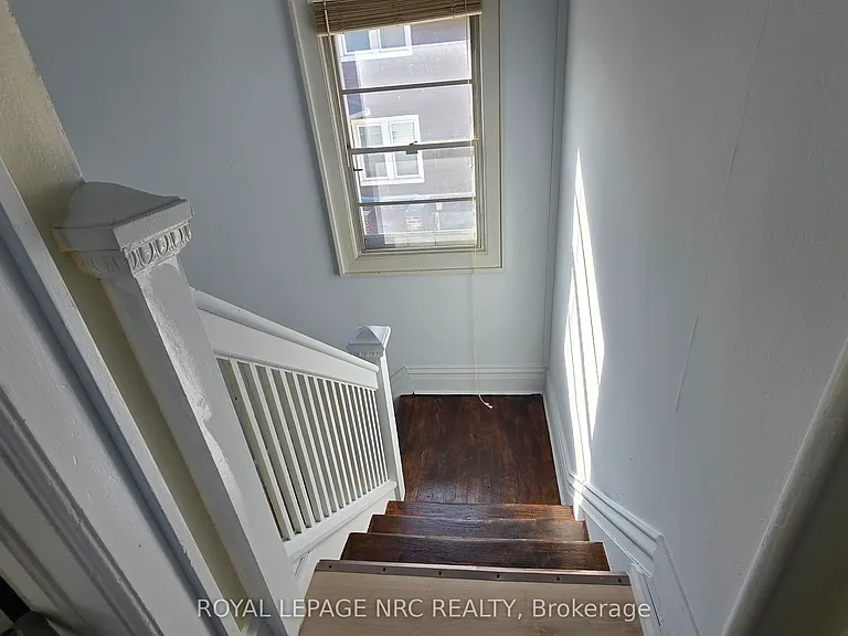 4425 Hiram St — Photo 4