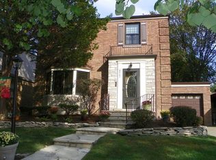 9543 S 50th Ct, Oak Lawn, IL 60453