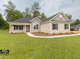 101 Chatham Ct, Byron, GA 31008
