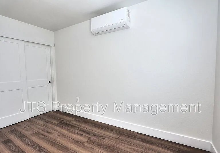 4712 65th St — Photo 37