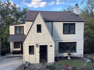 1416 Oakmont Rd, Charleston, WV 25314
