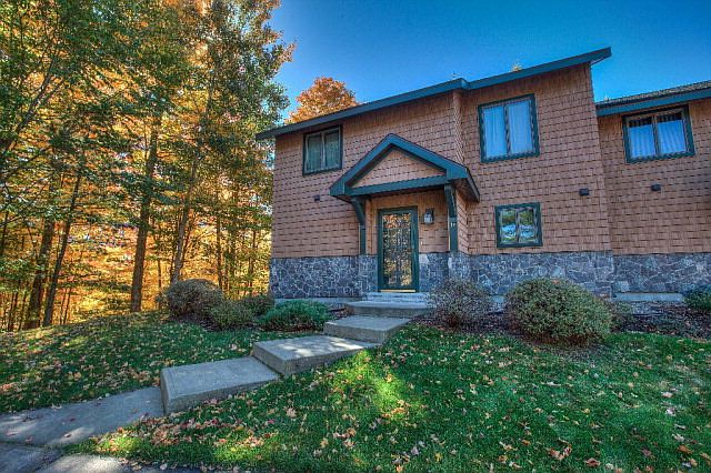 1st image of 7 Dunn Way