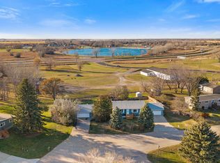 2325 Countryaire Ests, Aberdeen, SD 57401