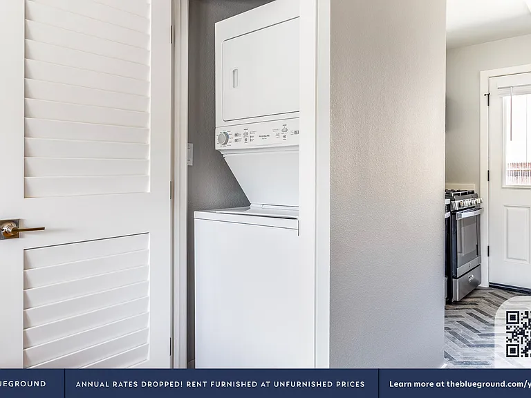Washer/Dryer in Apartment