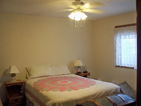 4th image of 839 Lasalle Pl