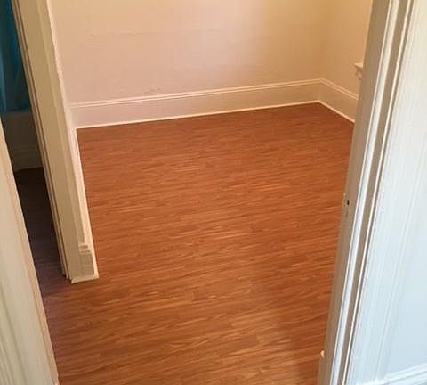 5th image of 131 Gifford Ave APT A