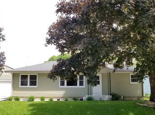 114 Millam Hts, Manchester, IA 52057