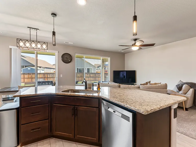 9014 Pennycress Dr — Photo 6