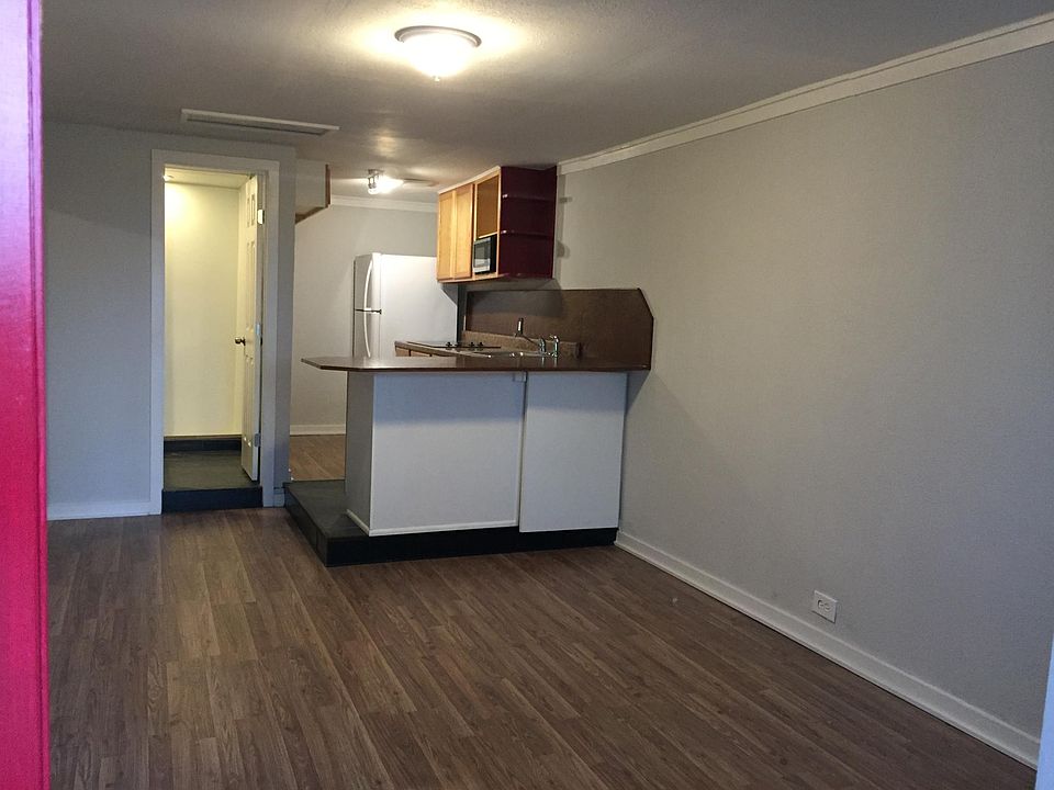 2nd image of 2525 Altura Ave #C