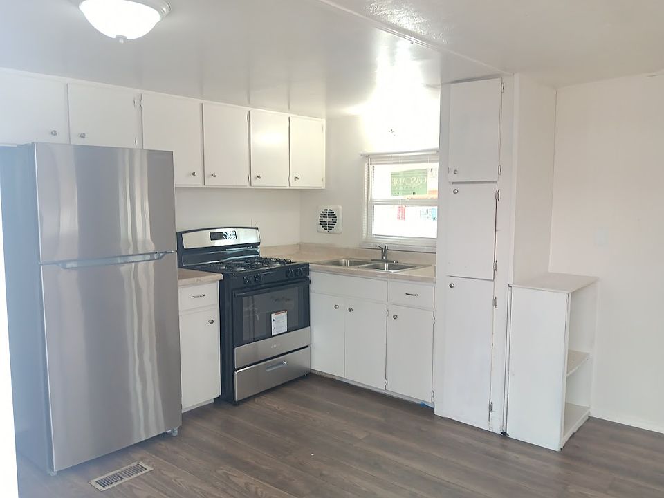 1st image of 2630 N 14th Ave APT 5