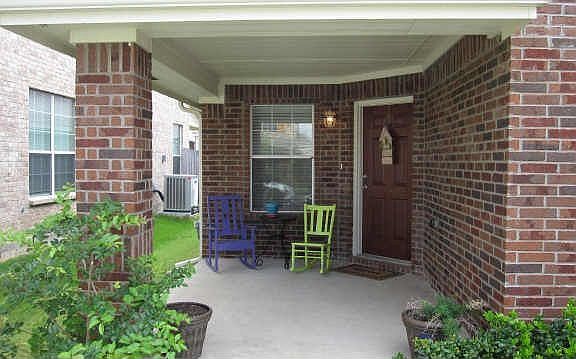 2nd image of 15445 Yarberry Dr