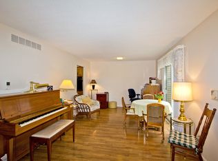 1605 Meadow Cir SE, Rochester, MN 55904