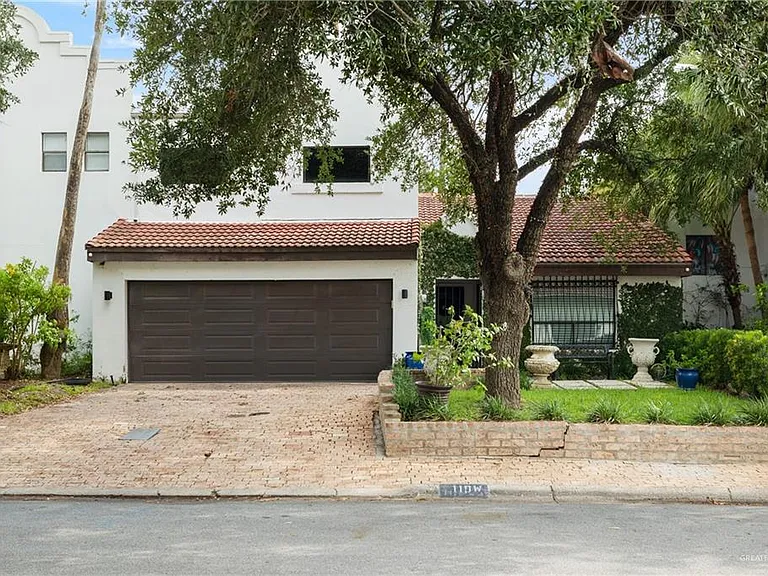 110 E Shasta Ave — Photo 1